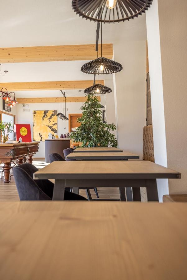 Giallo Dolomiti Wellness Pieve di Cadore Exterior foto