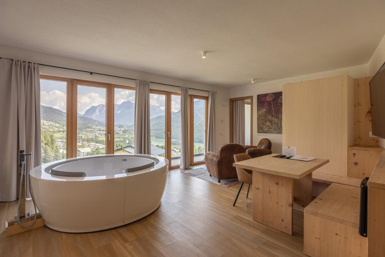 Giallo Dolomiti Wellness Pieve di Cadore Exterior foto