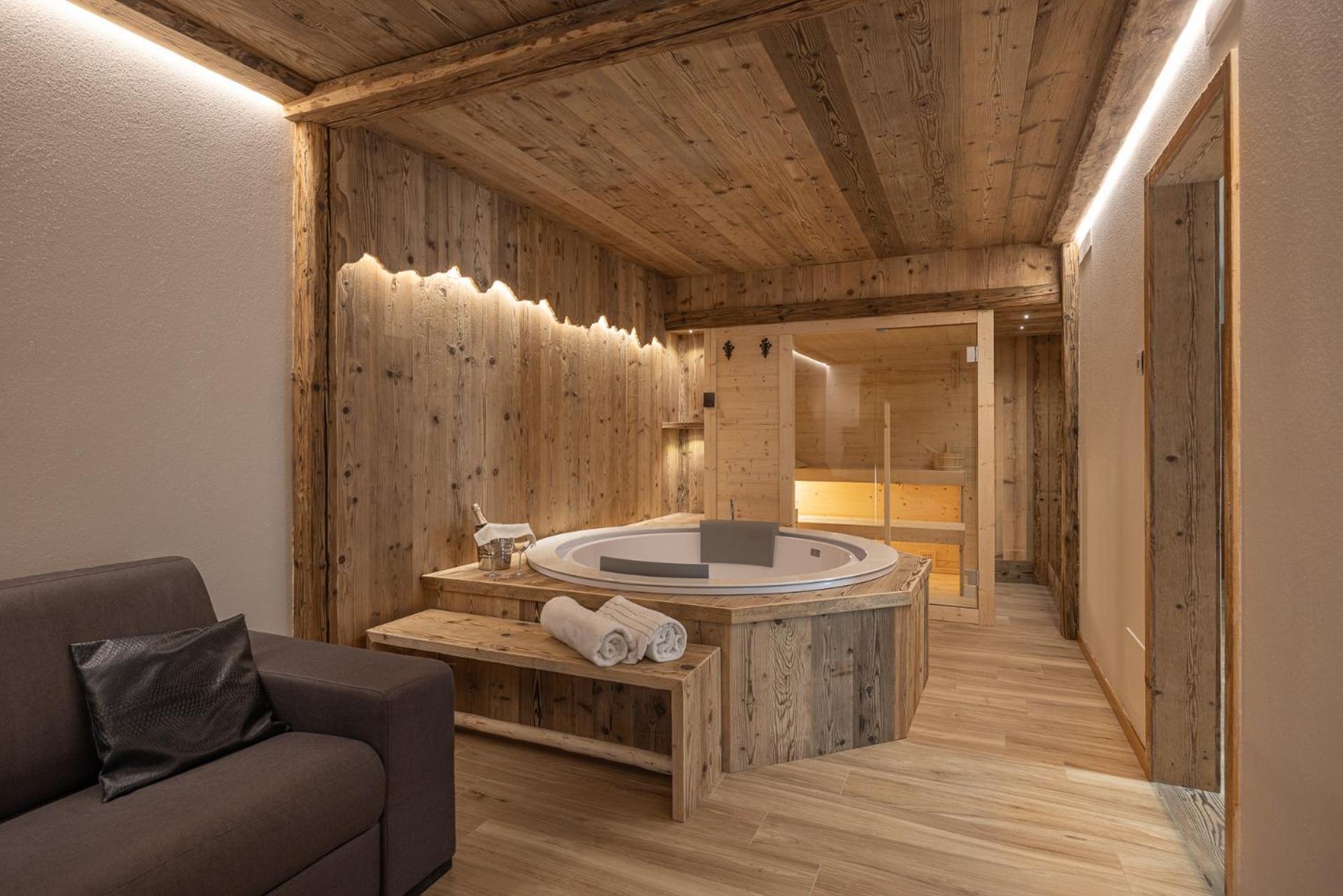 Giallo Dolomiti Wellness Pieve di Cadore Exterior foto