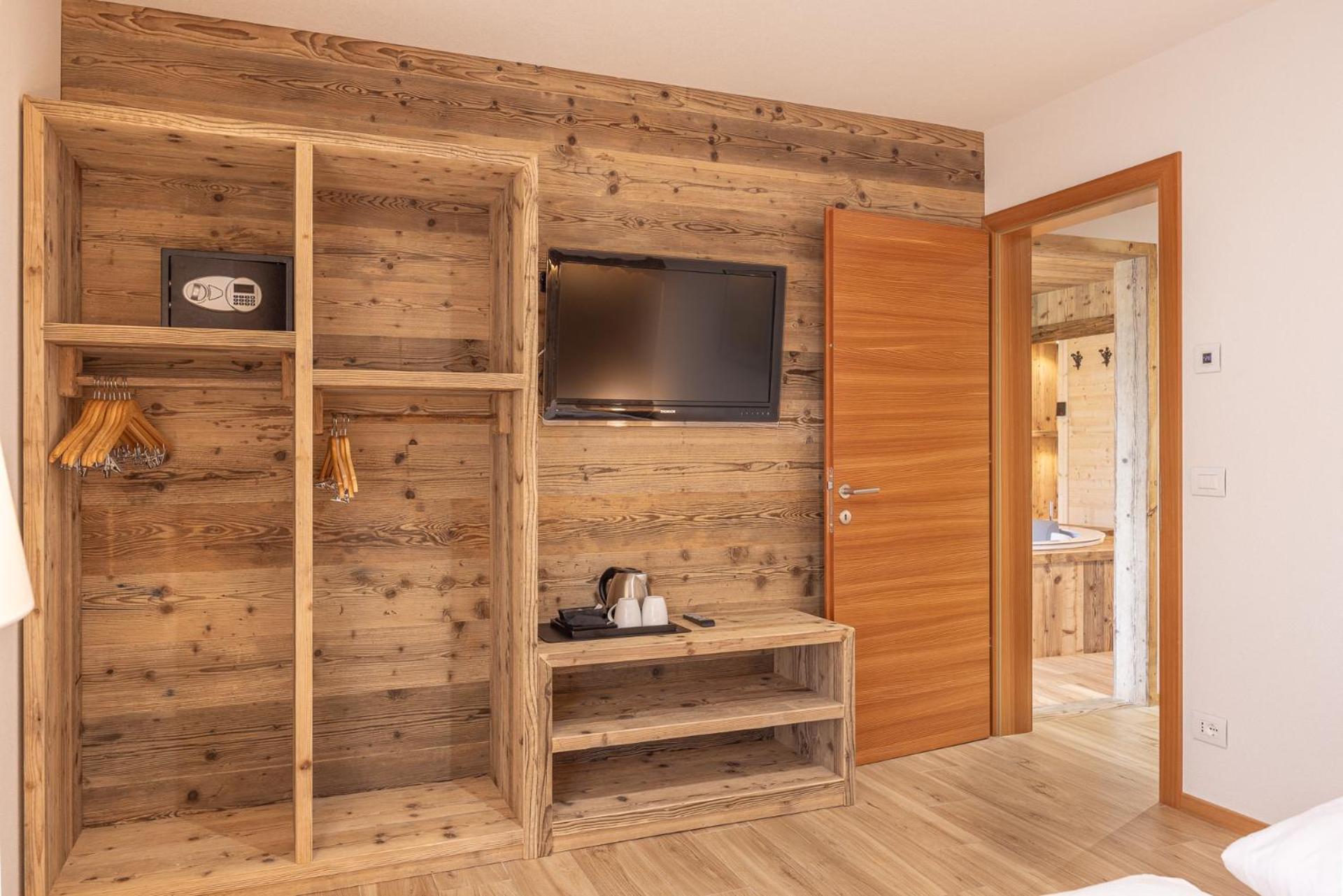 Giallo Dolomiti Wellness Pieve di Cadore Exterior foto